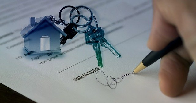 Sale Sold Hand Signature House  - geralt / Pixabay